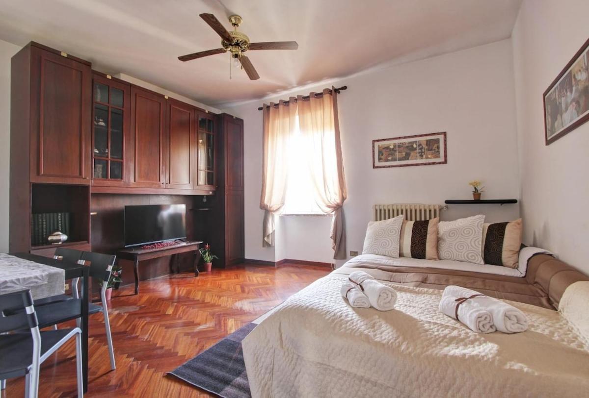Relax Appia San Giovanni Apartment *